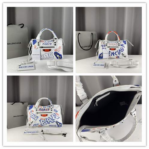 Picture of Balenciaga Handbags _SKUfw187978496fw